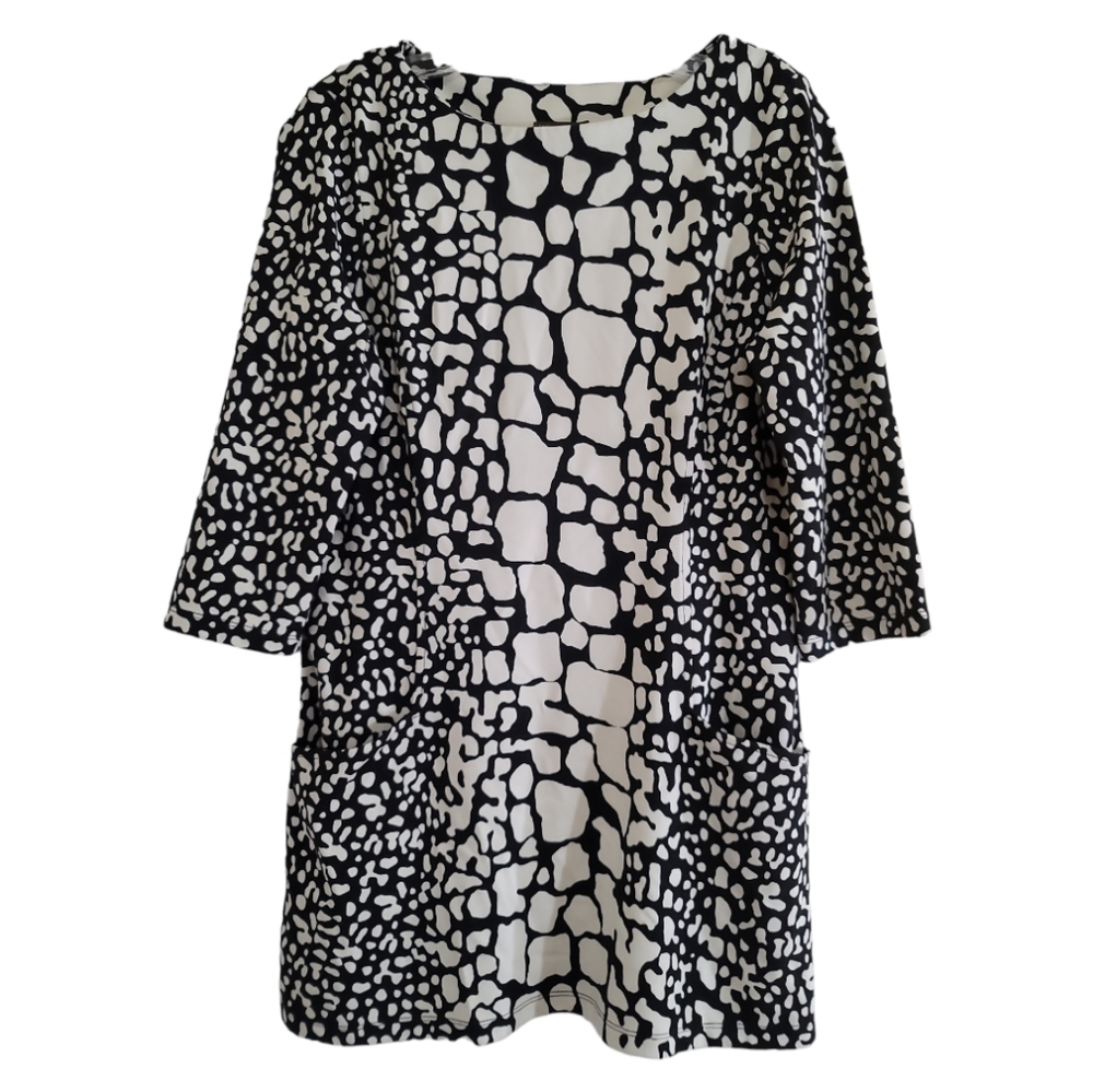 J. McLaughlin Giraffe Print Black Cream Mod Tunic Top Medium Pockets Bainbridge
